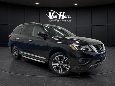 Used 2020 Nissan Pathfinder Platinum image 42