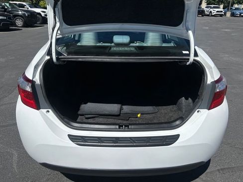 Used 2015 Toyota Corolla LE FWD image 25