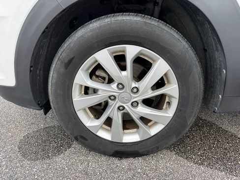 Used 2019 Hyundai Tucson Value FWD image 31