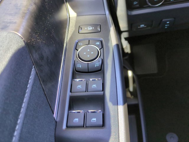 New 2026 Ford F250 Lariat w/ Black Appearance Package AWD/4WD image 25