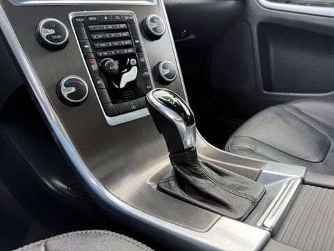 Used 2015 Volvo XC60 T5 Premier image 26