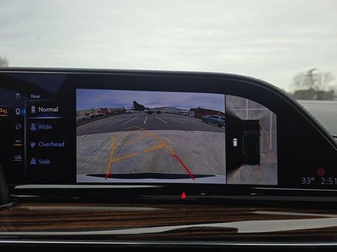 Used 2022 Cadillac Escalade ESV Luxury image 24