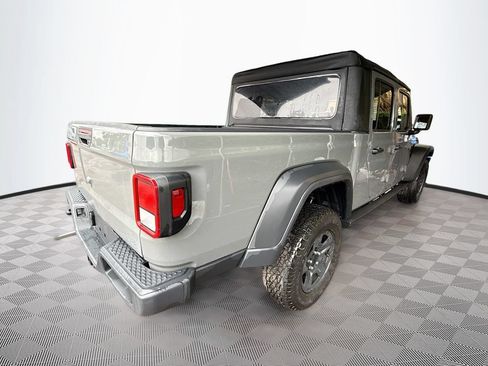 Used 2021 Jeep Gladiator Sport w/ Trailer Tow Package AWD/4WD image 7
