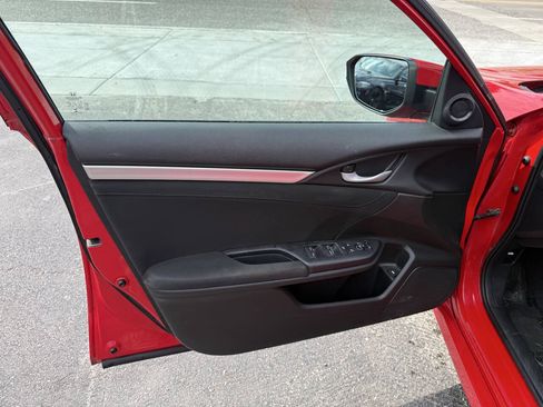 Used 2016 Honda Civic EX image 18