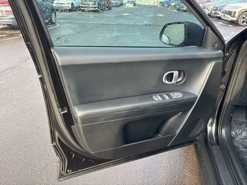 Used 2022 Hyundai Ioniq 5 SE image 11