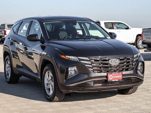 Used 2023 Hyundai Tucson SE AWD/4WD image 3