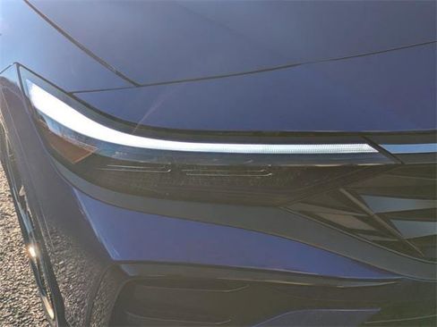 New 2026 Hyundai Elantra SEL Sport Premium image 9