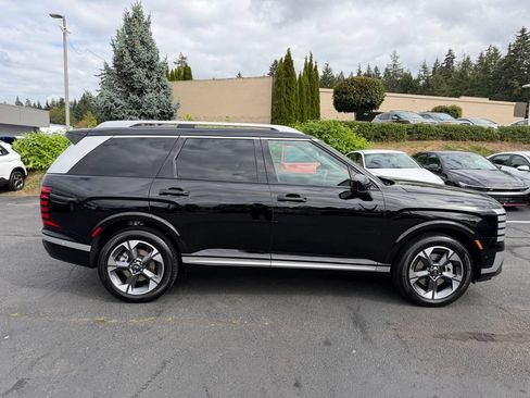 Certified 2026 Hyundai Palisade Limited AWD/4WD image 6