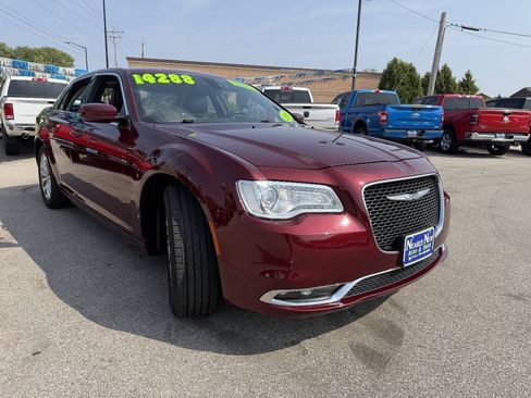 Used 2016 Chrysler 300 Limited w/ Driver Convenience Group AWD/4WD image 3