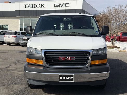 Used 2024 GMC Savana 2500 w/ Driver Convenience Package image 21
