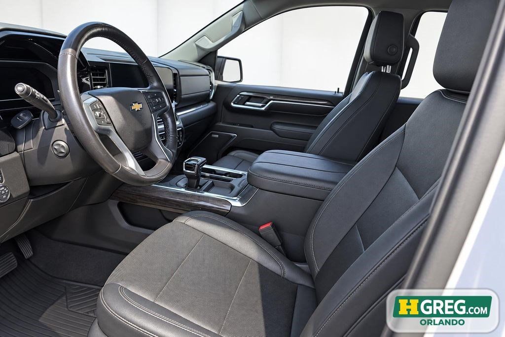 Used 2023 Chevrolet Silverado 1500 LTZ AWD/4WD image 10