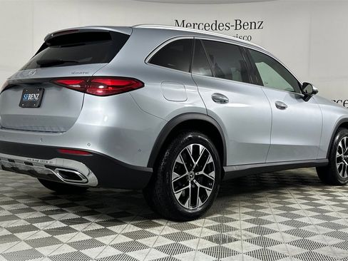 Used 2026 Mercedes-Benz GLC 350e 4MATIC image 4