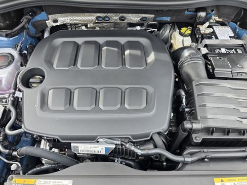 New 2026 Volkswagen Tiguan SE FWD image 26