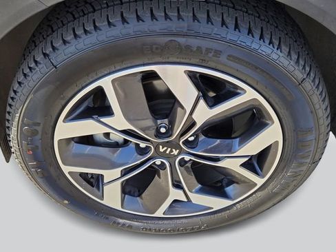 Used 2020 Kia Sportage EX w/ Option Group 15 image 8