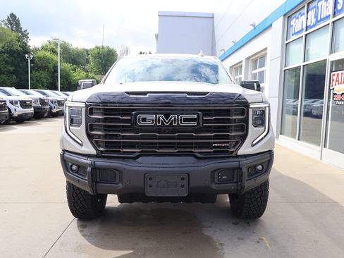 New 2026 GMC Sierra 1500 AT4X w/ AT4X AEV Edition AWD/4WD image 5