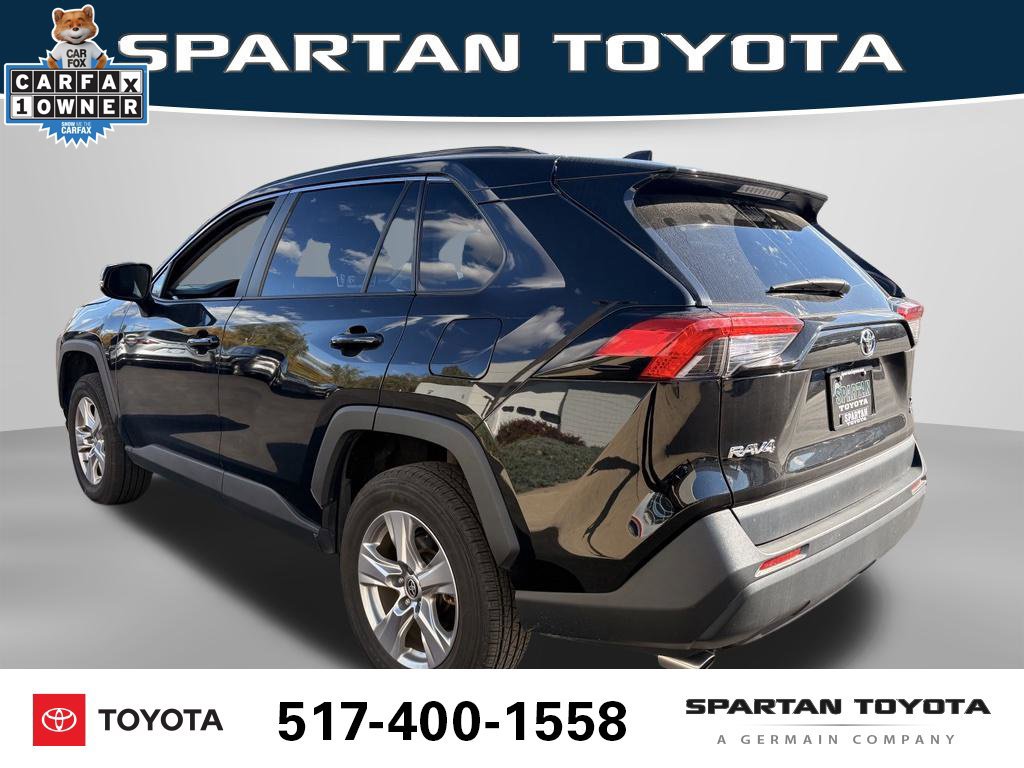 Used 2025 Toyota RAV4 XLE AWD/4WD image 3