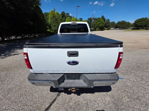 Used 2009 Ford F350 Lariat AWD/4WD image 6