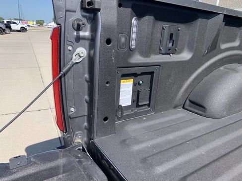 Used 2022 Ford F150 Lariat w/ Equipment Group 502A High image 4