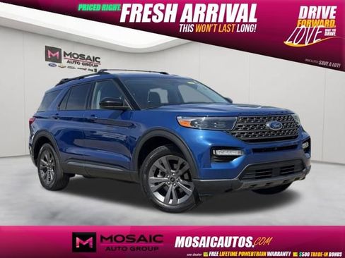 Used 2022 Ford Explorer XLT w/ Equipment Group 202A AWD/4WD image 1