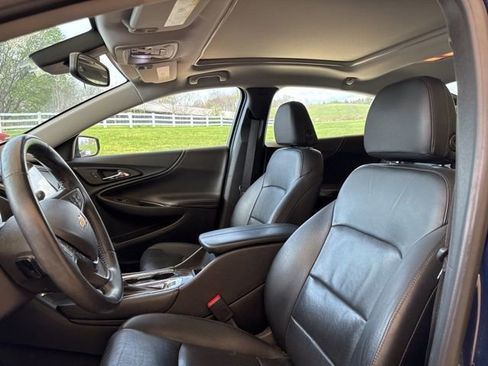 Used 2016 Chevrolet Malibu Premier w/ Driver Confidence Package II image 10