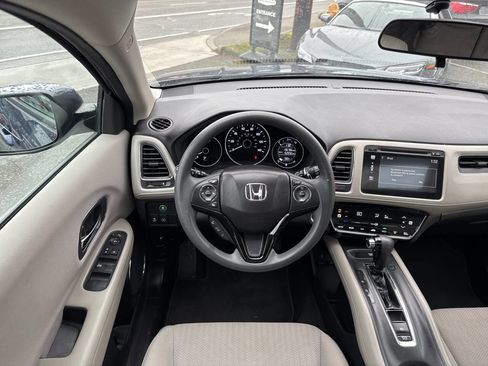 Used 2016 Honda HR-V EX image 22