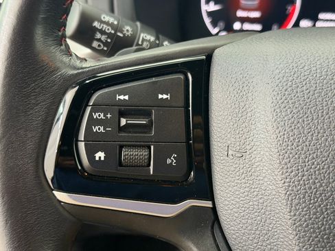 Used 2025 Honda Odyssey Sport-L image 17