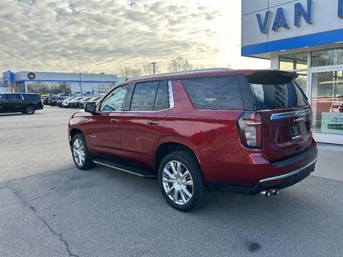 Certified 2024 Chevrolet Tahoe High Country AWD/4WD image 3