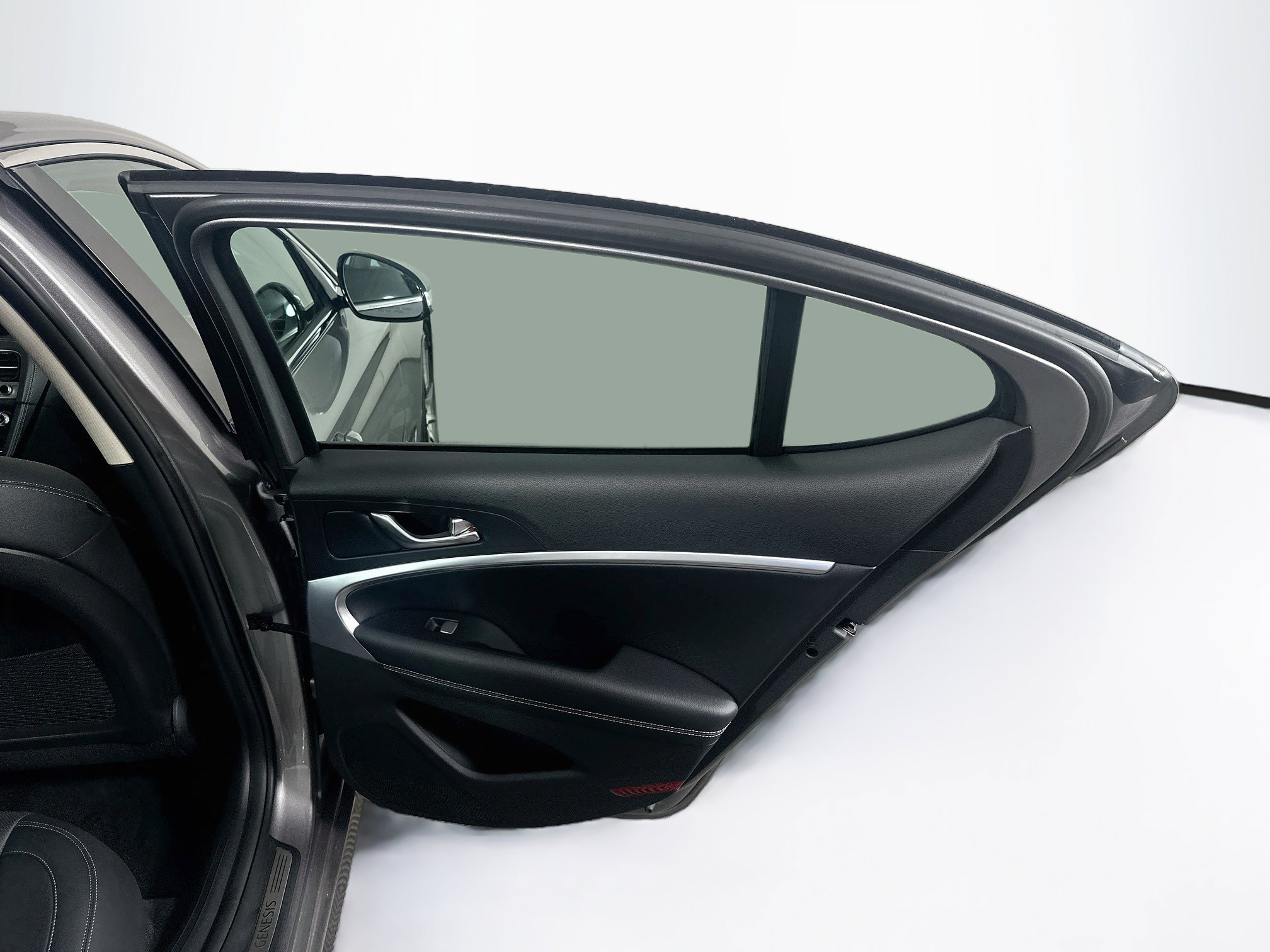 Used 2026 Genesis G70 2.5T RWD image 29