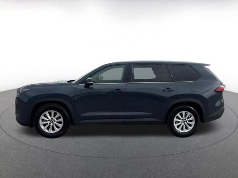 Used 2025 Toyota Grand Highlander FWD image 9