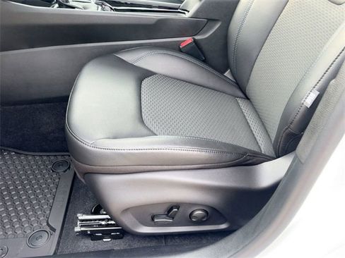 New 2026 Jeep Compass Latitude image 14