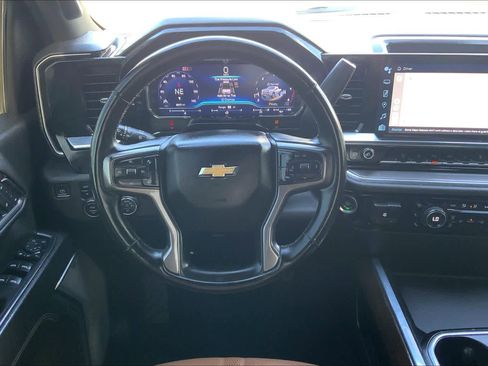 Used 2024 Chevrolet Silverado 3500 High Country image 5