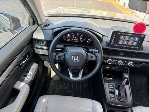 Used 2025 Honda CR-V EX-L image 3