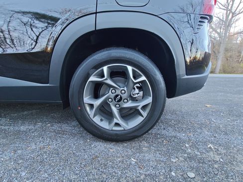 New 2026 Chevrolet Trax LT image 19