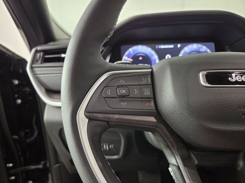 New 2026 Jeep Grand Cherokee Altitude RWD image 15