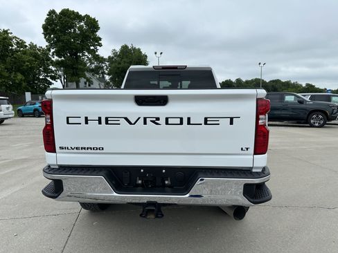Used 2026 Chevrolet Silverado 3500 LT AWD/4WD image 4