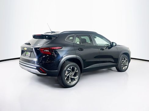 Used 2024 Chevrolet Trax LT w/ Driver Confidence Package FWD image 9