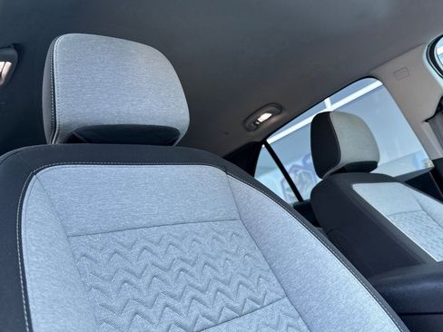 Used 2024 Chevrolet Equinox LT image 21