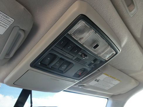 Used 2014 Toyota 4Runner Limited image 26