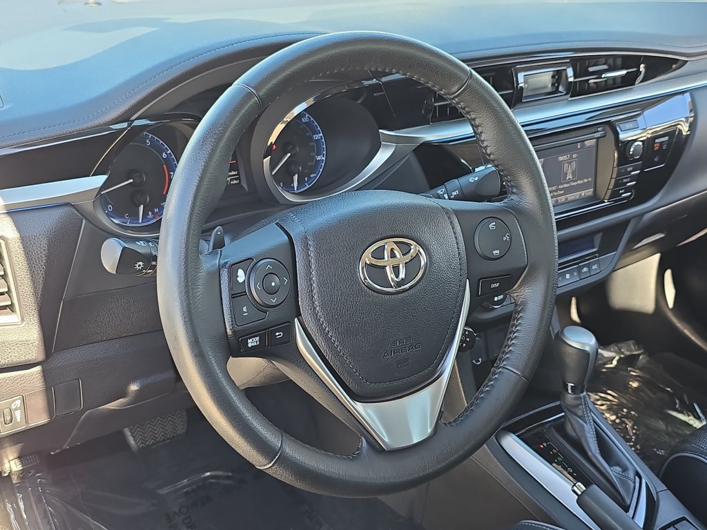 Used 2015 Toyota Corolla S w/ Protection Package FWD image 18