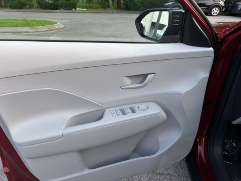 Used 2026 Hyundai Kona SEL Sport FWD image 18