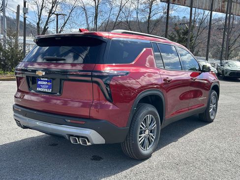 New 2026 Chevrolet Traverse LT w/ Driver Confidence Package image 3