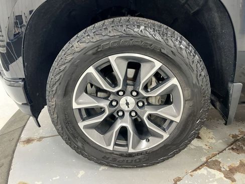 Used 2019 Chevrolet Silverado 1500 RST w/ All-Star Edition AWD/4WD image 25