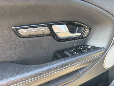 Used 2017 Land Rover Range Rover Evoque SE Premium AWD/4WD image 40