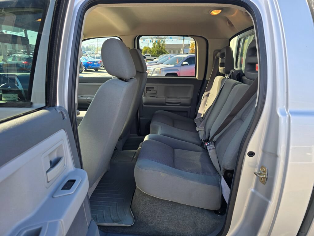 Used 2005 Dodge Dakota SLT w/ Trailer Tow Group AWD/4WD image 15