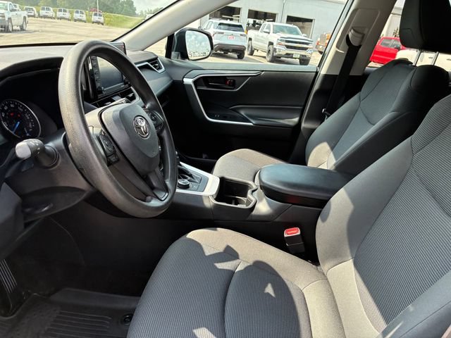 Used 2022 Toyota RAV4 LE AWD/4WD image 42