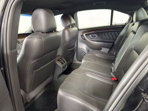 Used 2015 Ford Taurus Limited FWD image 12
