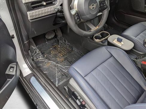 New 2026 MINI Cooper 2-Door Hardtop FWD image 4