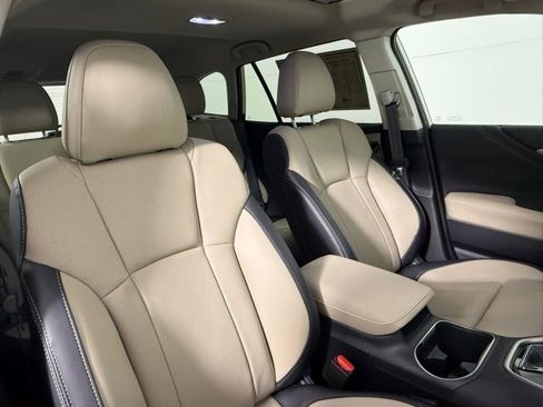 Used 2025 Subaru Outback Limited image 62