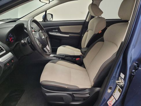 Used 2017 Subaru Crosstrek 2.0i Premium image 17