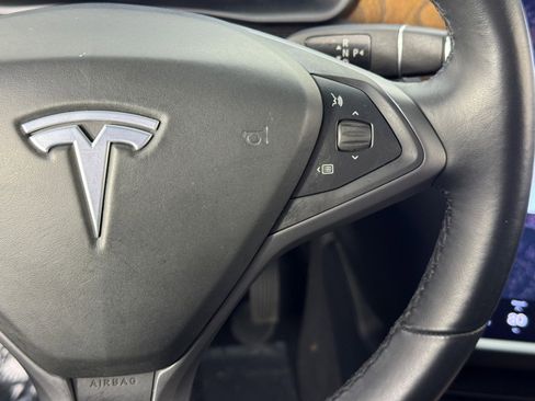 Used 2020 Tesla Model X Long Range image 21